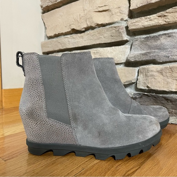 Sorel Joan of Artic Wedge Boot Girls Sz 5 Gray with metallic detail - Picture 1 of 12